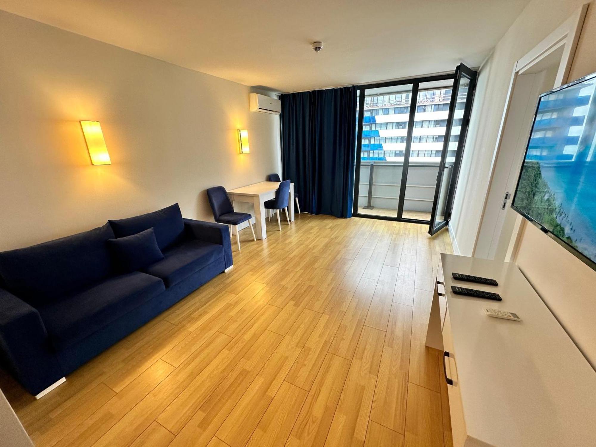 Batum Apart Apartment Ngoại thất bức ảnh